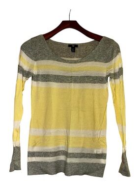GAP Women’s Lightweight Scoop Neck Striped Sweater